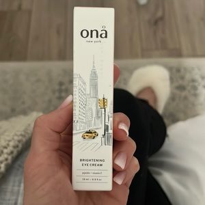 Ona BRIGHTENING EYE CREAM